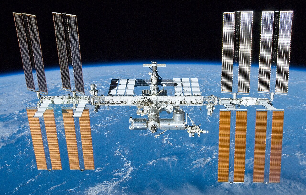 Canadarm2 · ISS