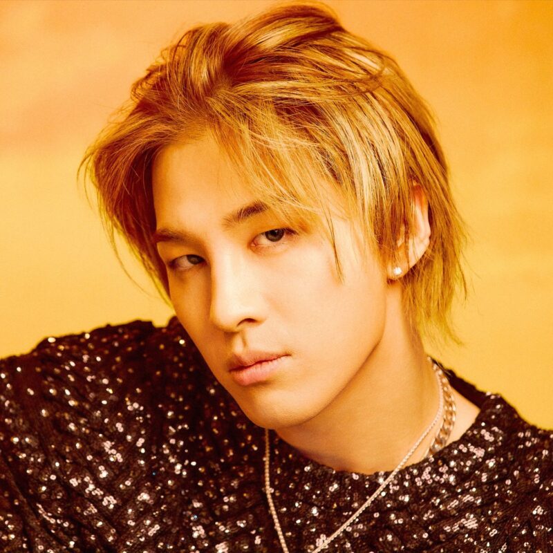 태양 (TAEYANG)